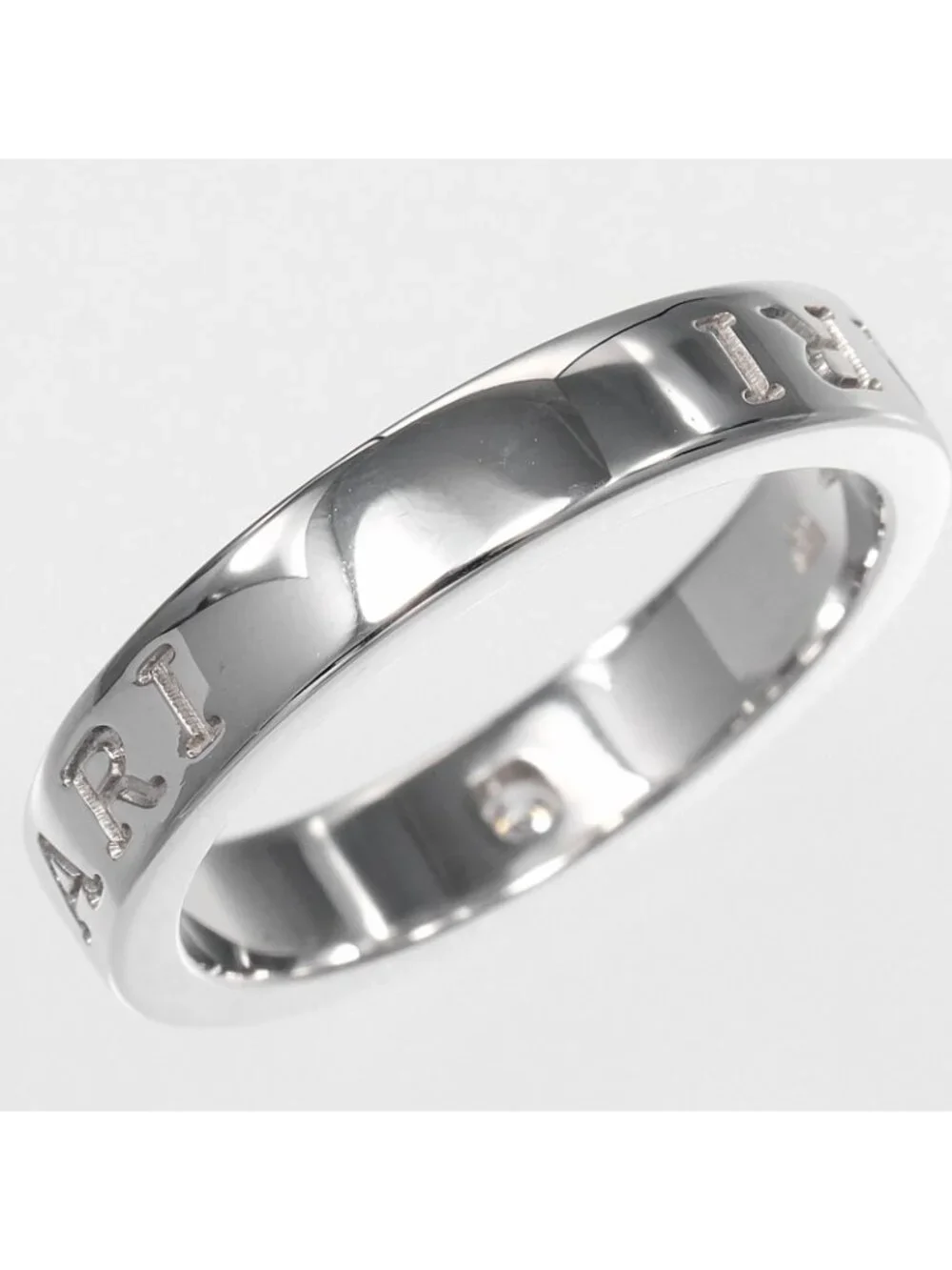 Bvlgari B.zero1 Essential XYZB.zero18K White Gold Diamond Ring